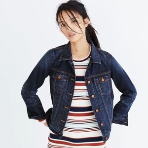 Madewell The Jean Jacket in Briarwood Wash
